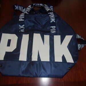pink weekend bag New . Size: 19.5 x7.5 x10 inches BLUE